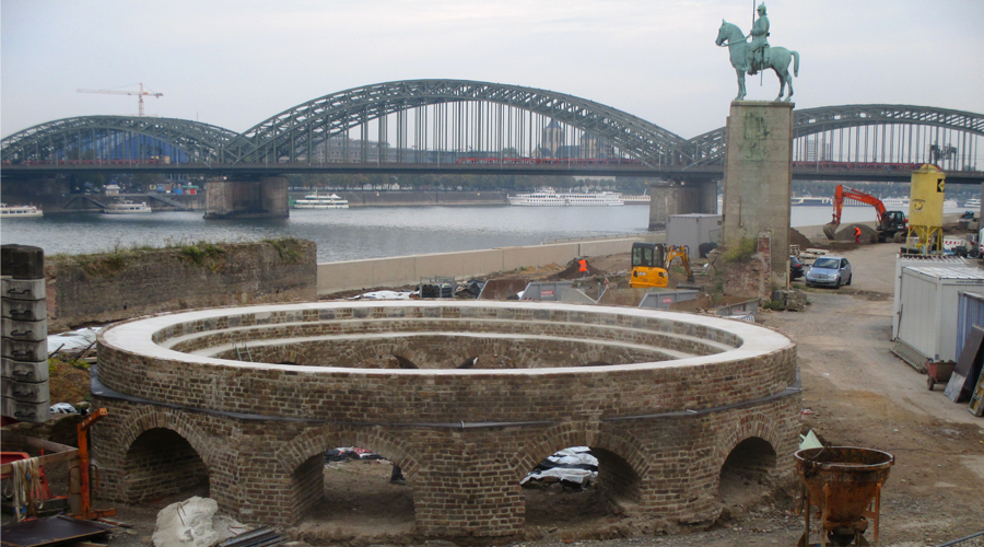 Rekonstruktion, Drehscheibe Rheinboulevard Köln, 2015