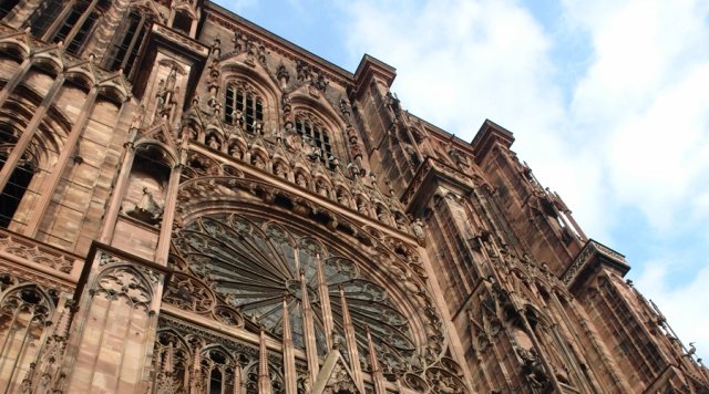 1995 bis dato Gesamtlieferung des Sandsteines zur Restaurierung des Strasbourger Münsters